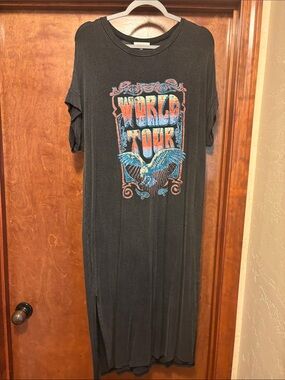 Black Graphic 'World Tour' Maxi Tee Dress with Eagle